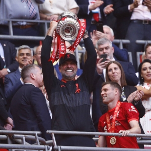 比肩弗爵！渣叔加冕英伦第二帅 距全满贯一步之遥