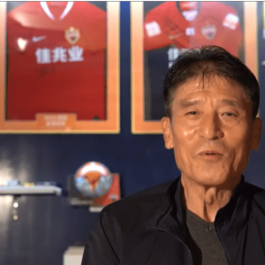 李章洙：以前担心球员出去喝酒 现在烦恼他们熬夜玩手机