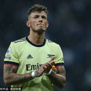 阿森纳两连败失争四主动权 热刺末轮不败欧冠无忧