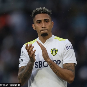 新晋顶豪正面刚落寞贵族？ 喜鹊巴萨缠斗巴西魔翼