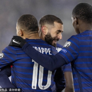 法国队内讧预定？本泽马社媒晒照 疑讽姆巴佩背叛