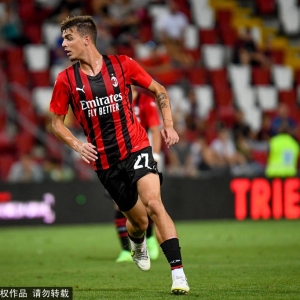 67载红黑三代忠魂！一代人终将老去 但总有人正年轻