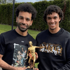 萨拉赫孙兴慜互道恭喜 助攻王奖杯让阿诺德也摸摸