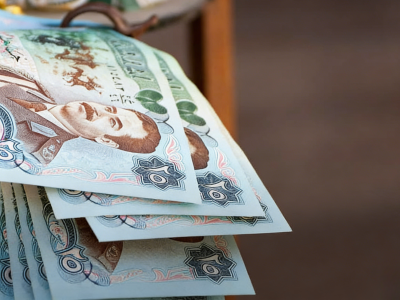 “先交税再领钱”？经典骗局再现泰国