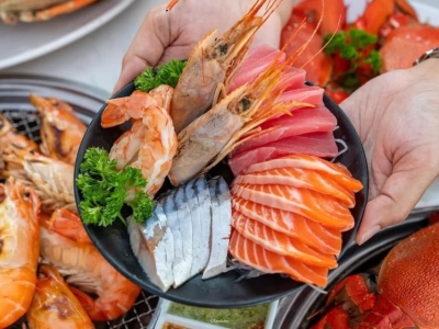 芭提雅日常：一半是碧海蓝天，一半是烟火美食✨