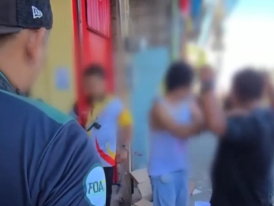 华人在菲落网！警方假扮买家“线上诱捕”，查获百余瓶药