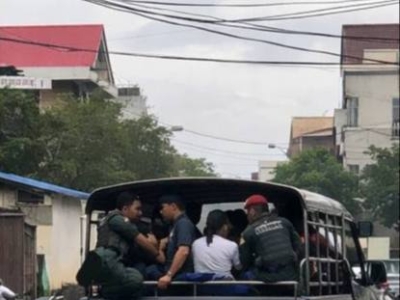 金边电诈窝点翻车，5个印尼倒霉蛋被直接带走