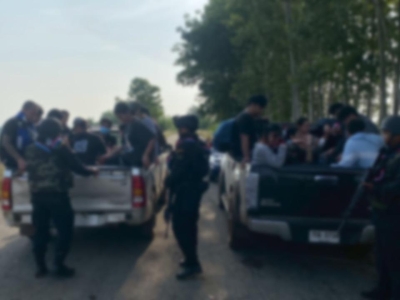 沙缴边境清缴！泰警抓获27名偷渡客，搜出60部诈骗手机