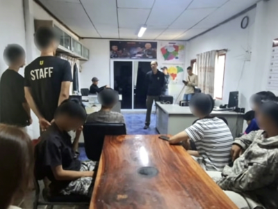 泰国泼水节冲突，无辜男子被刺伤，13人被捕