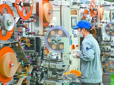 由降转升！中国 3 月 PMI 升至 50.4%，制造业景气度显著回暖