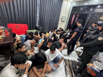 抓获92名印尼人！柬埔寨突击两栋大楼起获大批设备