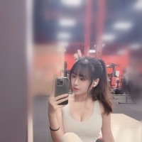 Gleezy搜索 ：ziq888 溫暖 160公分 D奶 21歲 優點：可愛 膚白 身材讚