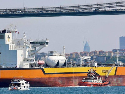 油要不够了？亚洲开始疯狂买俄油