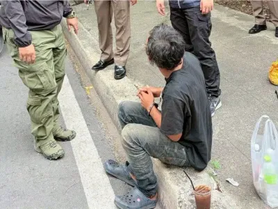男子路口涉嫌侵犯女性，泰国骑手录像协助警方破案