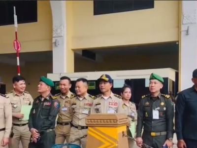 柬埔寨波贝口岸遣返79名泰国人，涉网络赌博案件