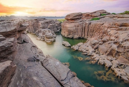 米奇老鼠、星星、动物齐聚一堂 – Sam Phan Bok, the Grand Canyon of Thailand