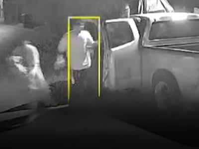 惊险逃生！4名中国人跳车摆脱跨境贩运团伙