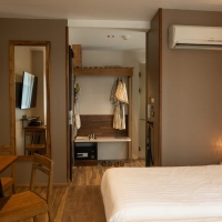 曼谷⛱Asok巷子里的度假风酒店：漸藍酒店 (Tints Of Blue Hotel)包早餐