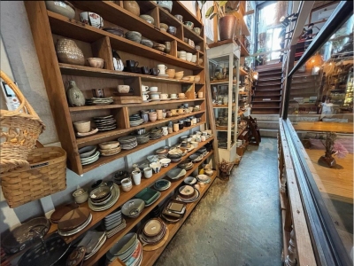 曼谷探店｜藏在素坤逸的复古美学基地 (un) FASHION