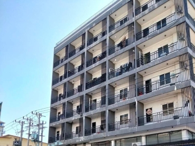 柬埔寨波贝市区的一栋公寓楼被宪兵围了，电诈分子完咯