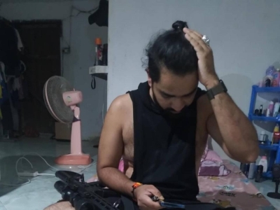 太作死！阿三哥在泰拍持枪视频炫耀，泰警顺藤摸瓜端老巢