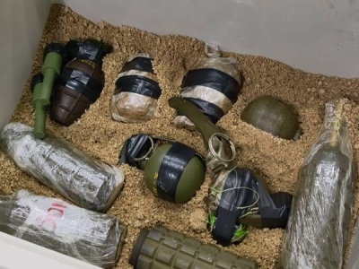 泰警查获中国男子“军火库”！屋内搜出C4炸药、地雷和大量军用武器 ... ...