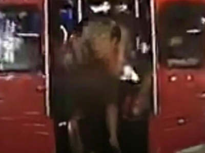 普吉岛芭东乱象：多名外国游客在行驶中展示私密部位