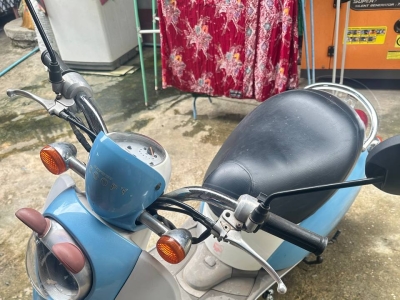 12500九成新，带拍照，戴头盔，@afei00Q