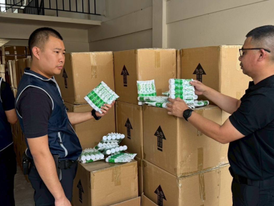 泰国查获假货大案：中国仓库12万件假牙膏和化妆品被扣