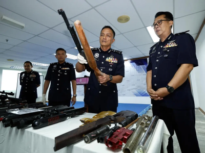 马六甲男子擅自改枪并网上售卖，被警方抓获