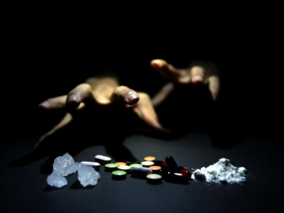 印尼破获近两吨冰毒， 两泰国公民涉案入狱