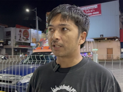 芭提雅奇景：外籍男子街头裸奔