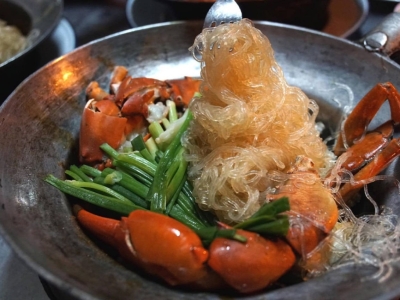 曼谷必吃街边美食🌟冬粉虾/蟹煲