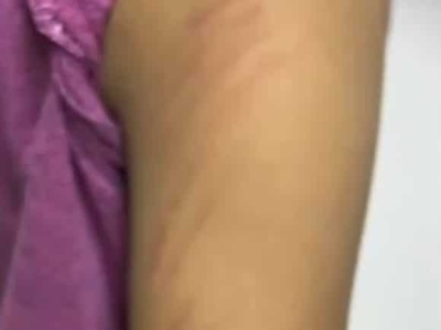 泰国小学教师因压力体罚学生？家长维权调查展开中