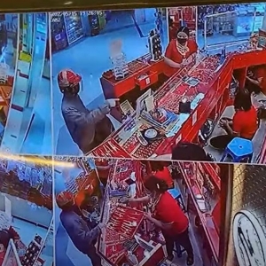 泰国北部金店价值600万泰铢黄金被抢