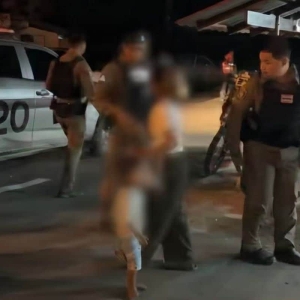 线上认识3天线下奔现翻车，泰国母子凌晨被弃游乐场