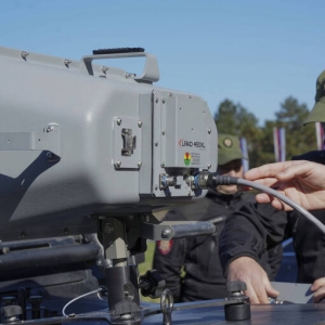 美军对委内瑞拉行动中疑用定向能量武器！