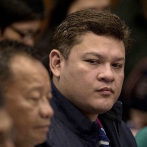 杜特尔特之子放话：小马不下台，老杜难回国