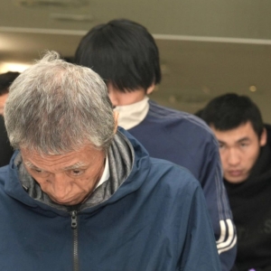 柬埔寨木牌市13人名诈骗嫌疑人引渡日本受审