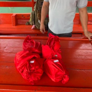 家属放弃认领,6位中国人骨灰在西港入海