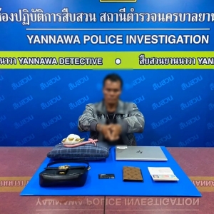 中国游客背包丢失,曼谷警方24小时内抓获嫌犯