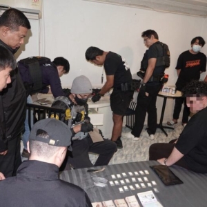 追踪3个月，泰国警方成功端掉“可卡因女王”毒网