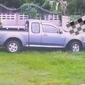 白天持枪行凶,泰军闯入民宅向平民开枪!