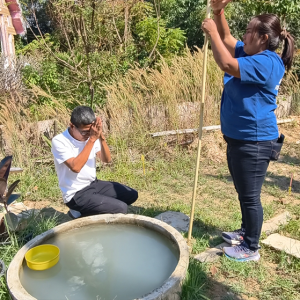 寺庙建设现场冒出神秘泉水，信众称乎“祥兆”!