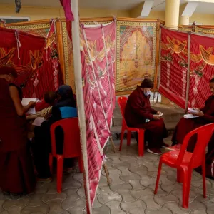 选举开始！流亡全球27个国家的藏人议会投票