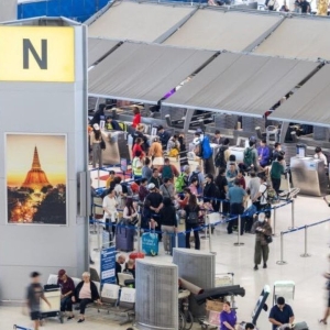 泰国机场服务费调整，游客需注意!