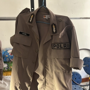 泰军警联合FBI突查, 假警局假银行曝光!