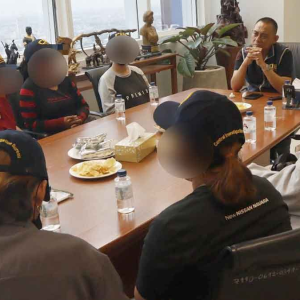 泰国82岁知名丧礼师涉性侵被捕，被曝7项指控