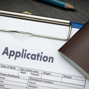 中东空域关闭！泰国宣布签证特赦，滞留游客免罚款