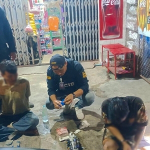 泰国网络警察行动：两名毒贩落网，毒品交易被端